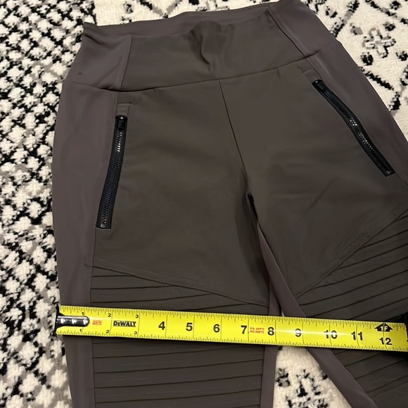 ATHLETA headlands hybrid moto tights leggings grey size 2 - Picture 12 of 12